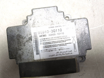 2011 - 2014 HYUNDAI Sonata Aribag SRS Air Bag Module Computer OEM