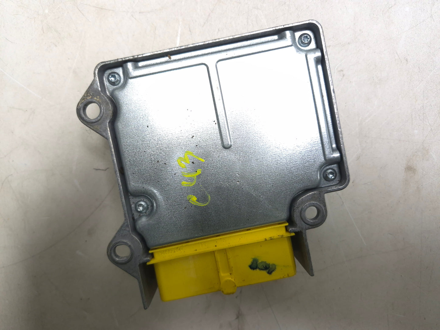 2009 - 2017 Volkswagen Tiguan Air Bag SRS Control Module Computer OEM