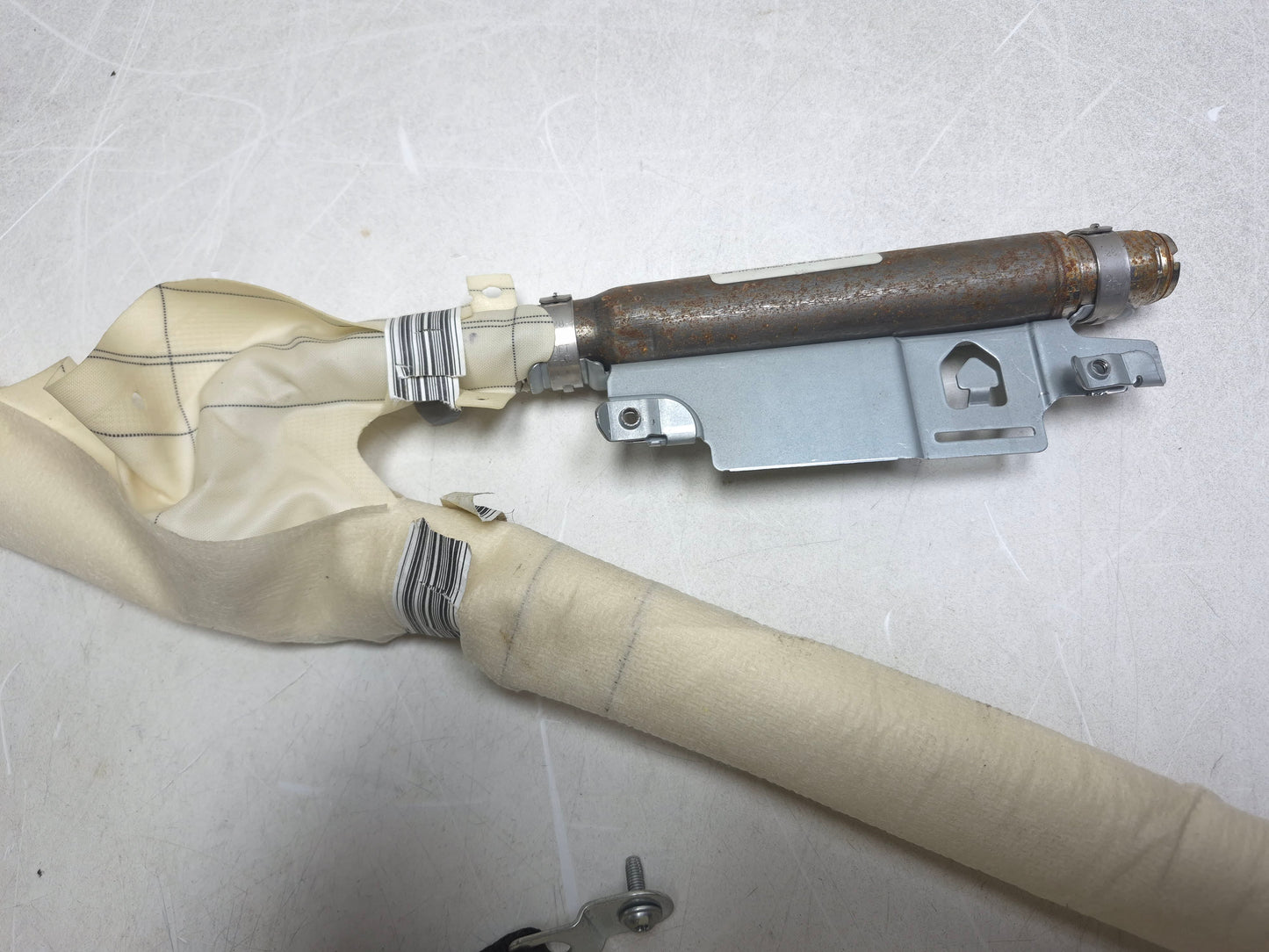 2008 - 2014 BMW X6 E71 Roof Curtain Air Bag SRS Airbag Driver Side Left OEM