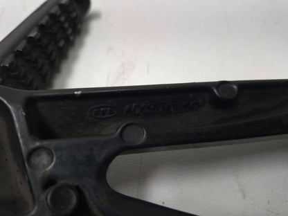 2005 Kawasaki Ninja Zx10r Rear Footrest Left & Right Pair OEM