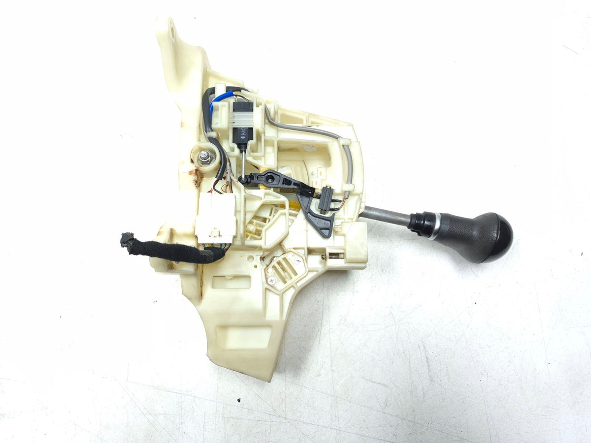 2015 Kia Optima 2.4l Automatic Transmission Gear Shifter W/ Knob 467004c400 OEM