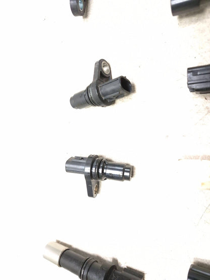 2018 Toyota Corolla Temp Oil Pressure Gear Vvt Sensor Crank Cam & Speed OEM