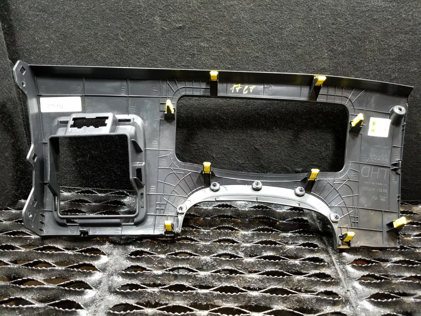 14 15 16 17 Hyundai Elantra Gt Dash Lower Trim Panel Driver Side Left OEM