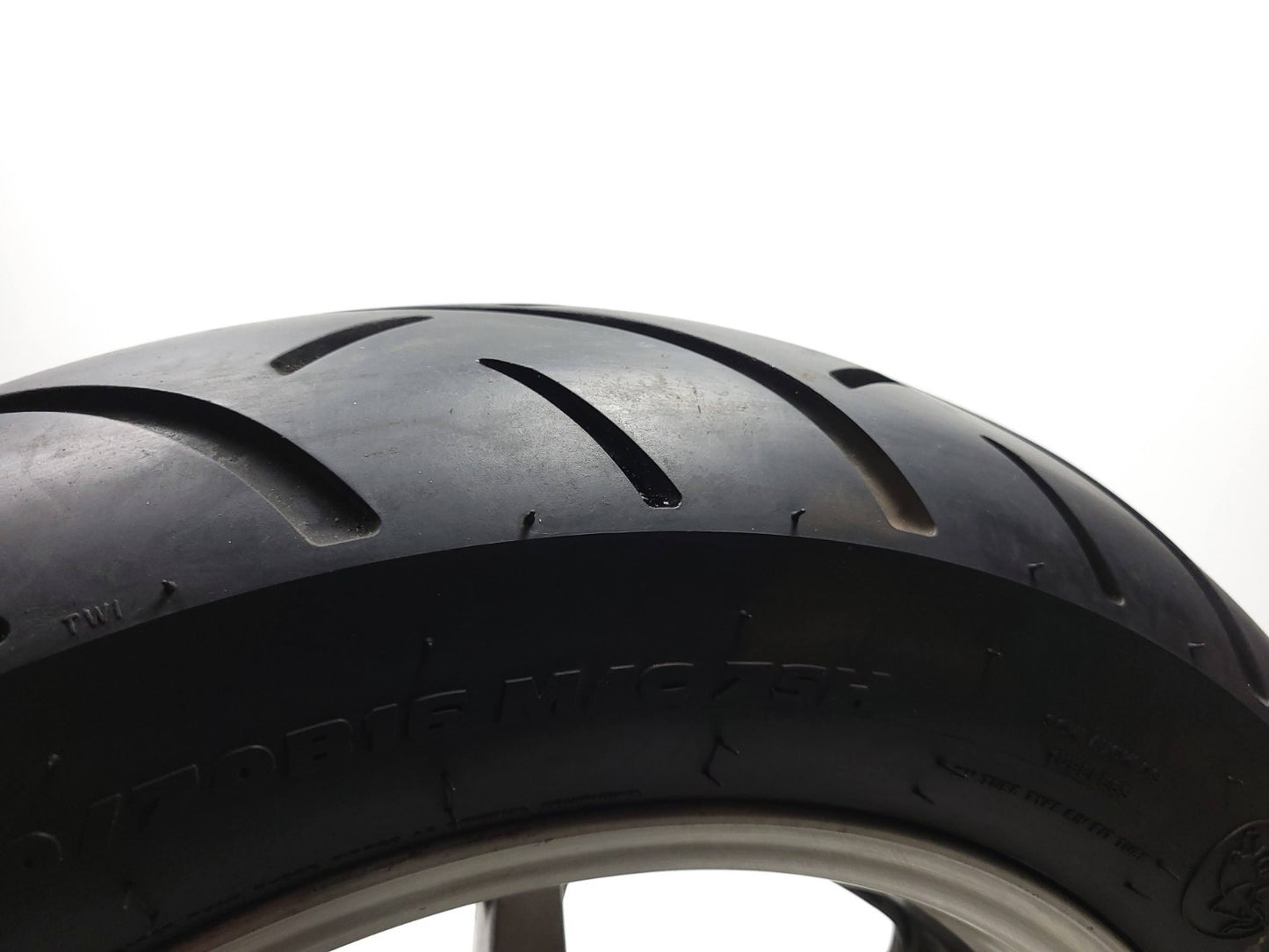 2007 Yamaha Xvs 1300 V-star Rear Back Wheel Rim & Tire OEM