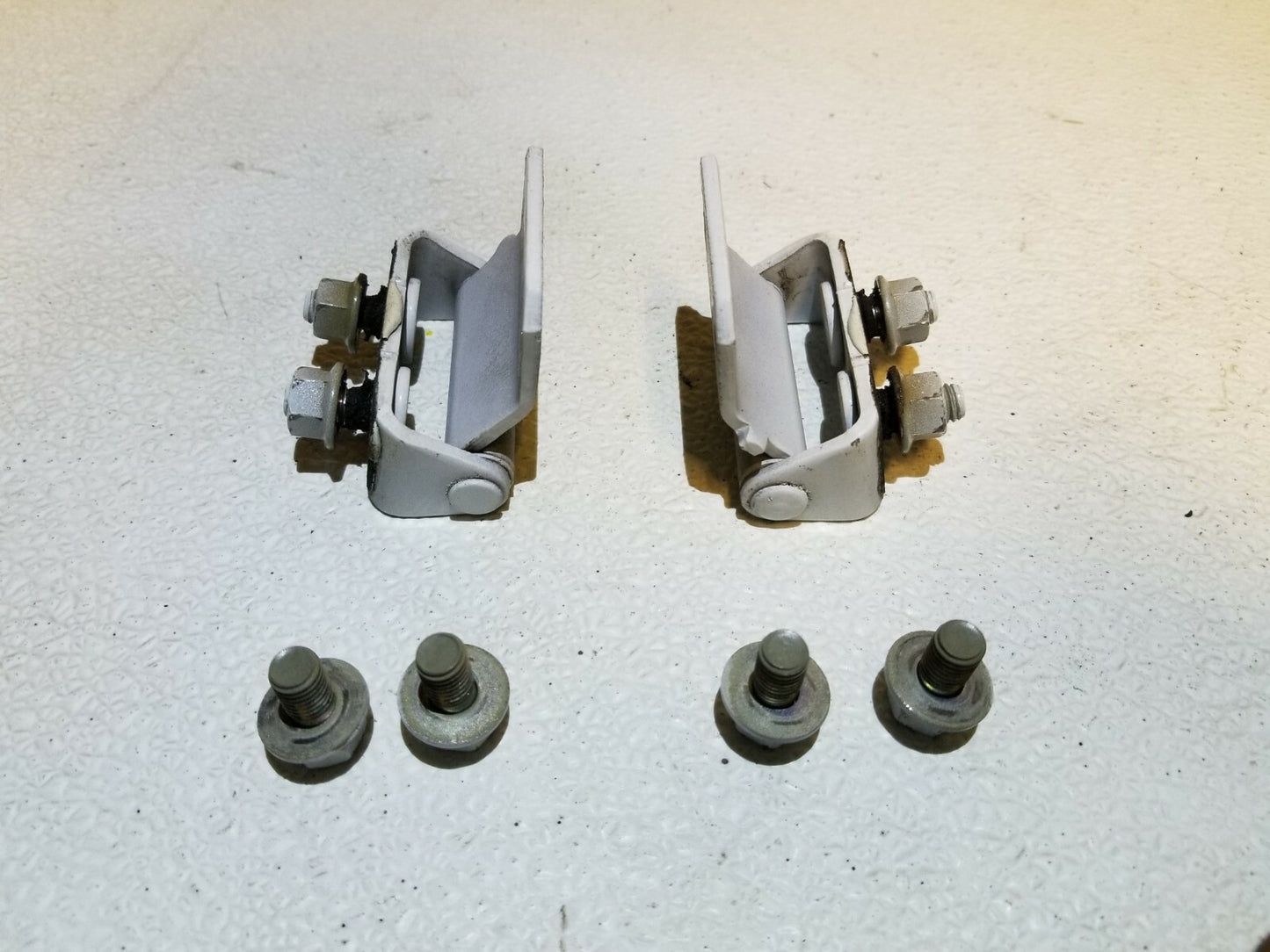 2012 Mitsubishi Eclipse Trunk Tailgate Hinge 2pcs OEM