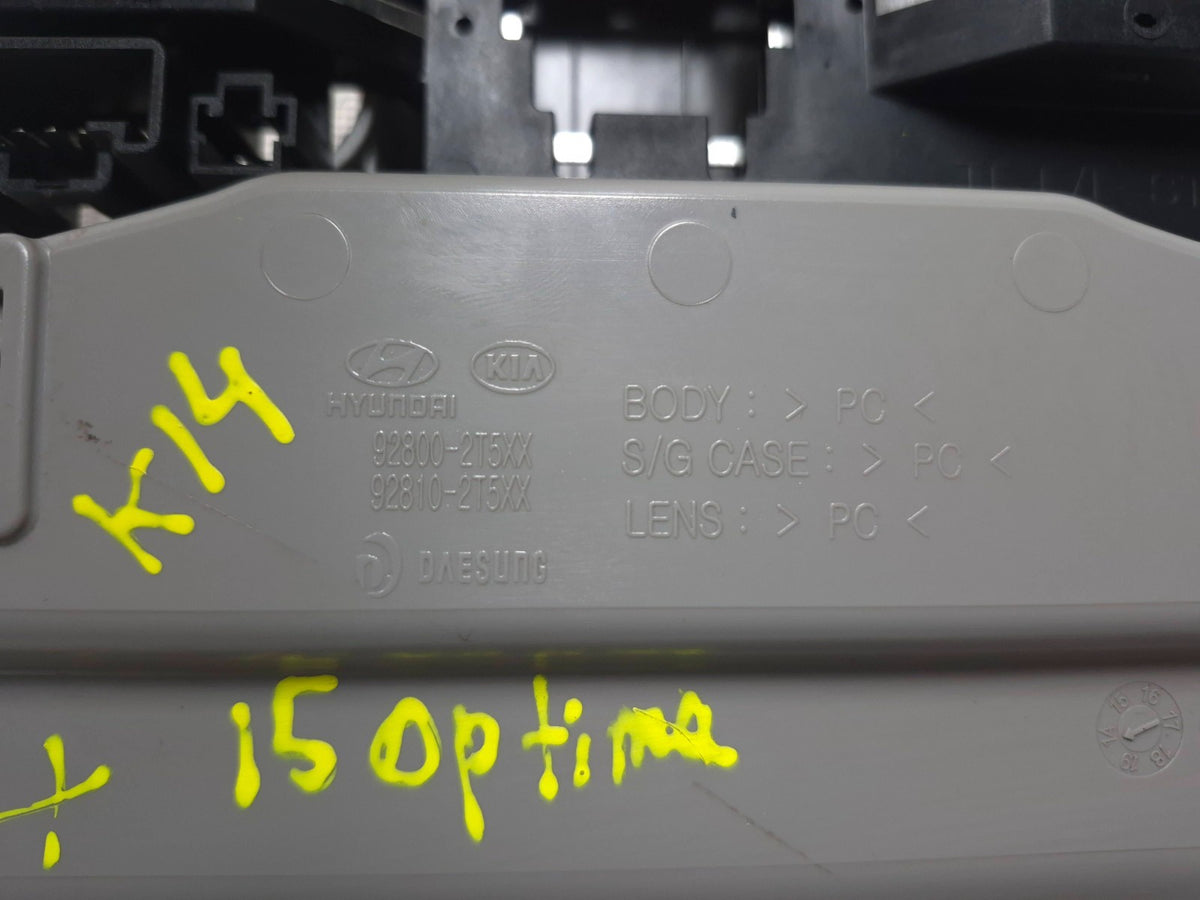 2015 Kia Optima Dome Light Overhead Roof Console 928002t51087 OEM