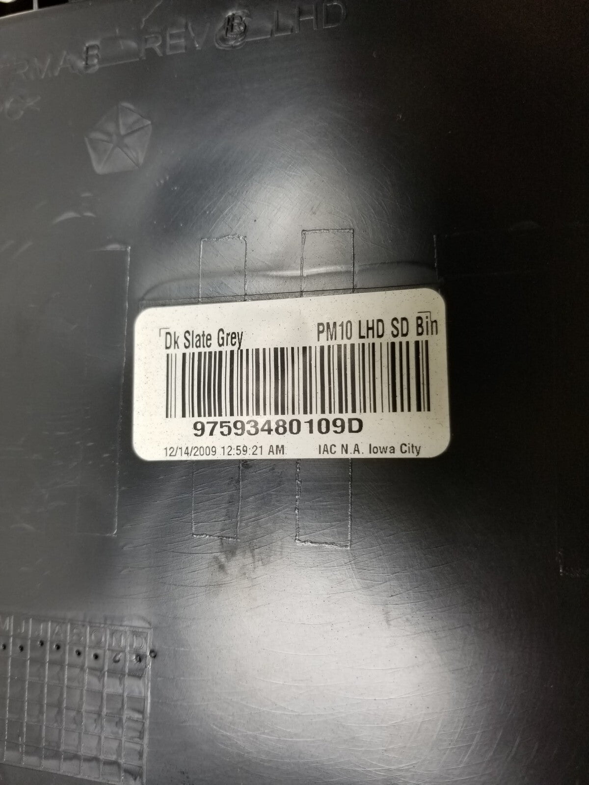 2010-2012 Dodge Caliber Sxt Dash Upper Center Storage Compartment Cubby Box OEM