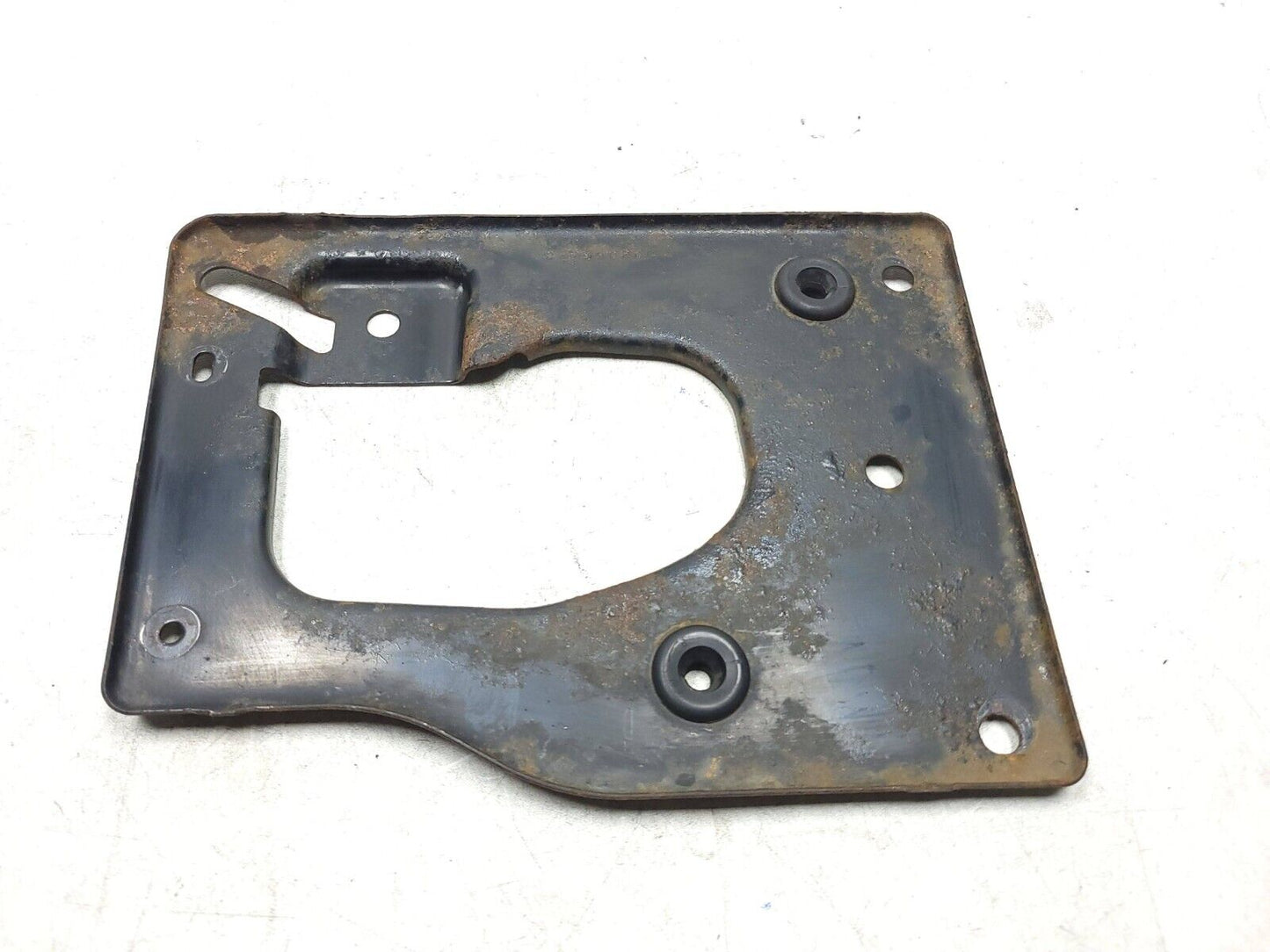 10-14 Chevrolet Suburban Battery Tray Holder 25826079 OEM