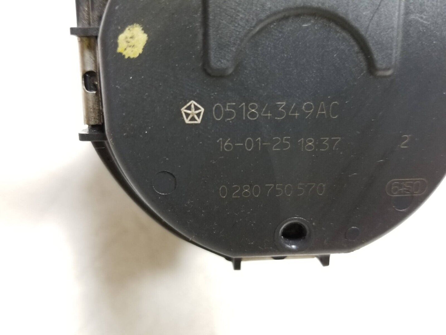 2016 - 2022 Dodge Durango Throttle Body 3.6l OEM