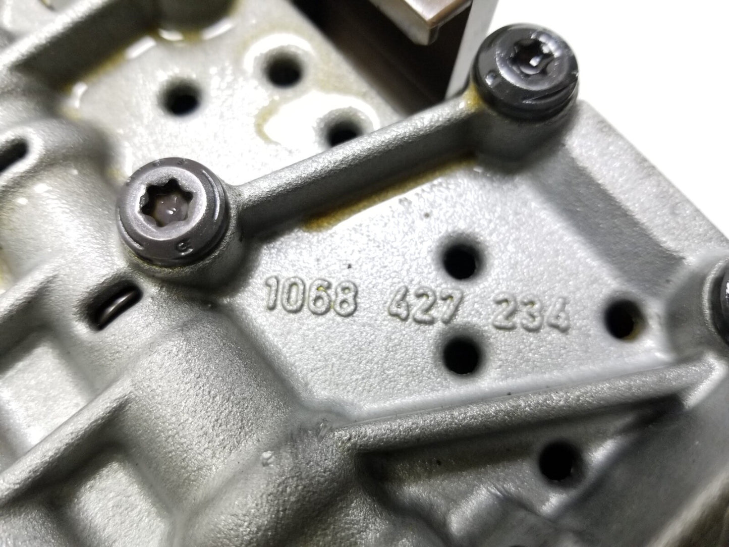 2009 - 2012 Audi Q5 Quattro 3.2 Automatic Transmission Valve Body OEM