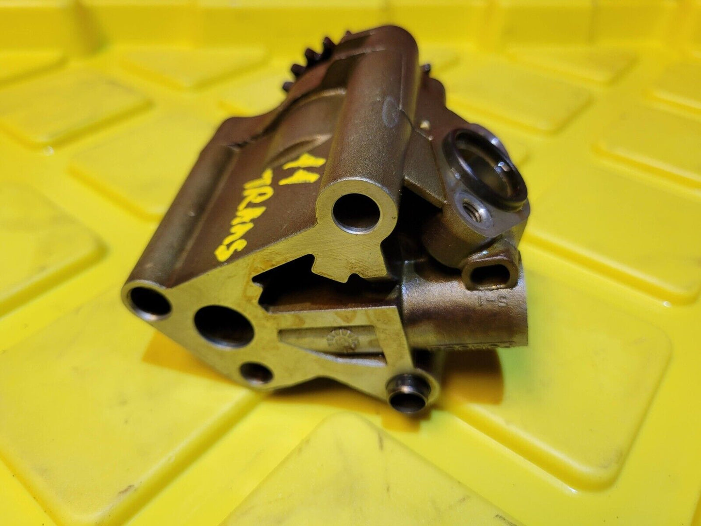 10- 13 Ford Transit Connect Engine Oil Pump OEM