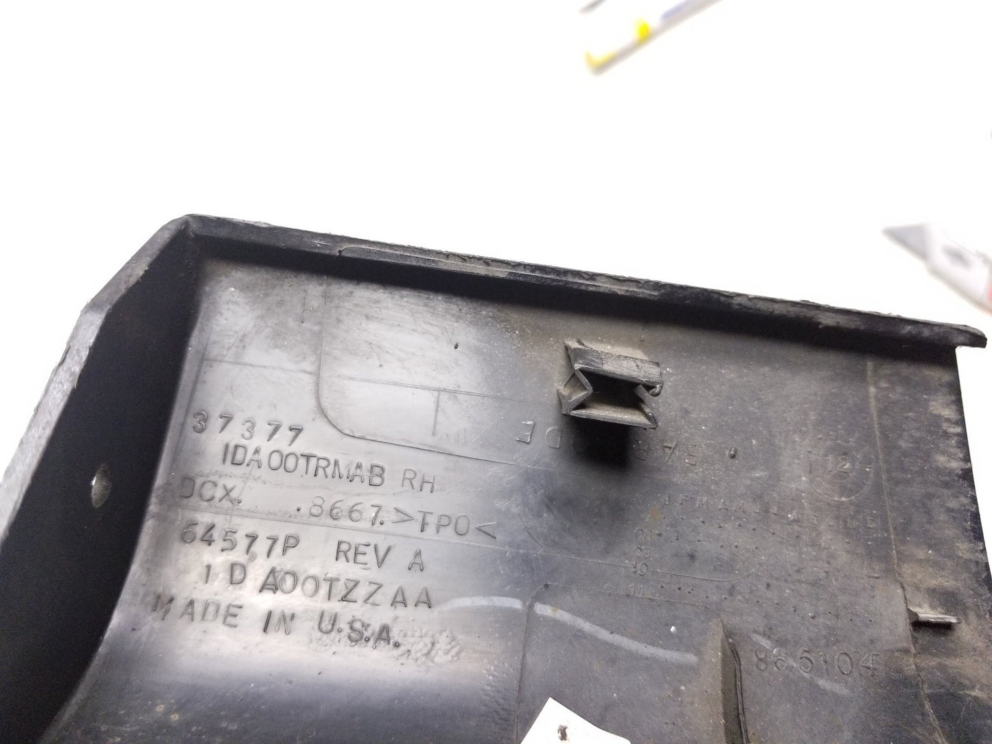 2013 Dodge Grand Caravan End Rocker Panel Skirt Molding Passenger Side Right OEM