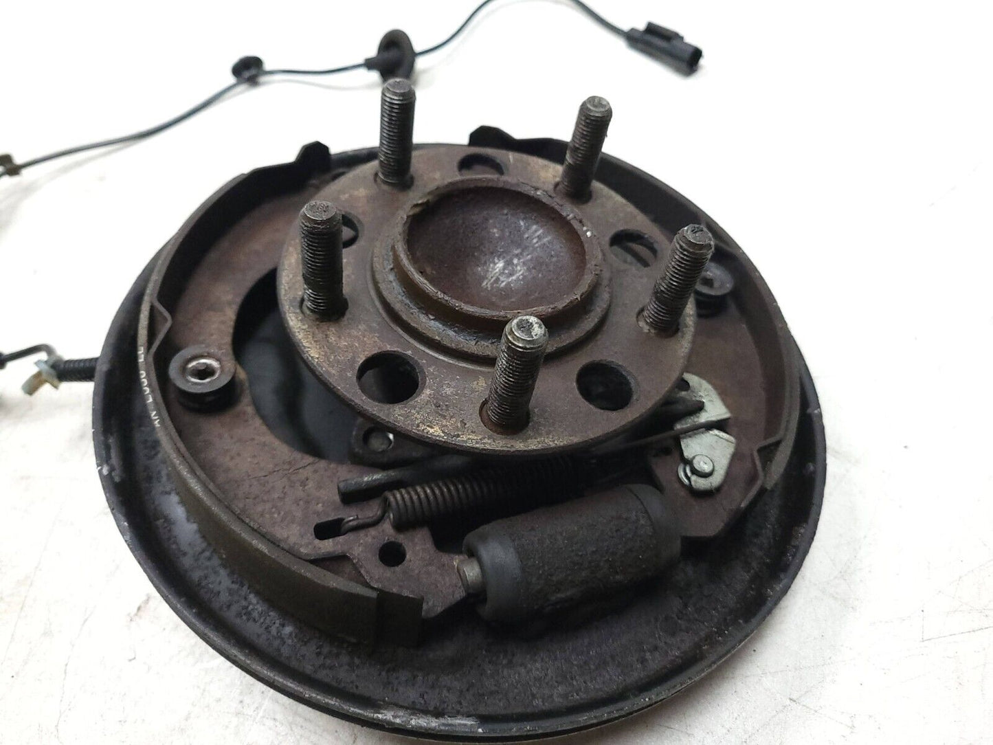 2010-2012 Dodge Caliber Spindle Knuckle Brake Drum Rear Passenger Side  2.0l OEM