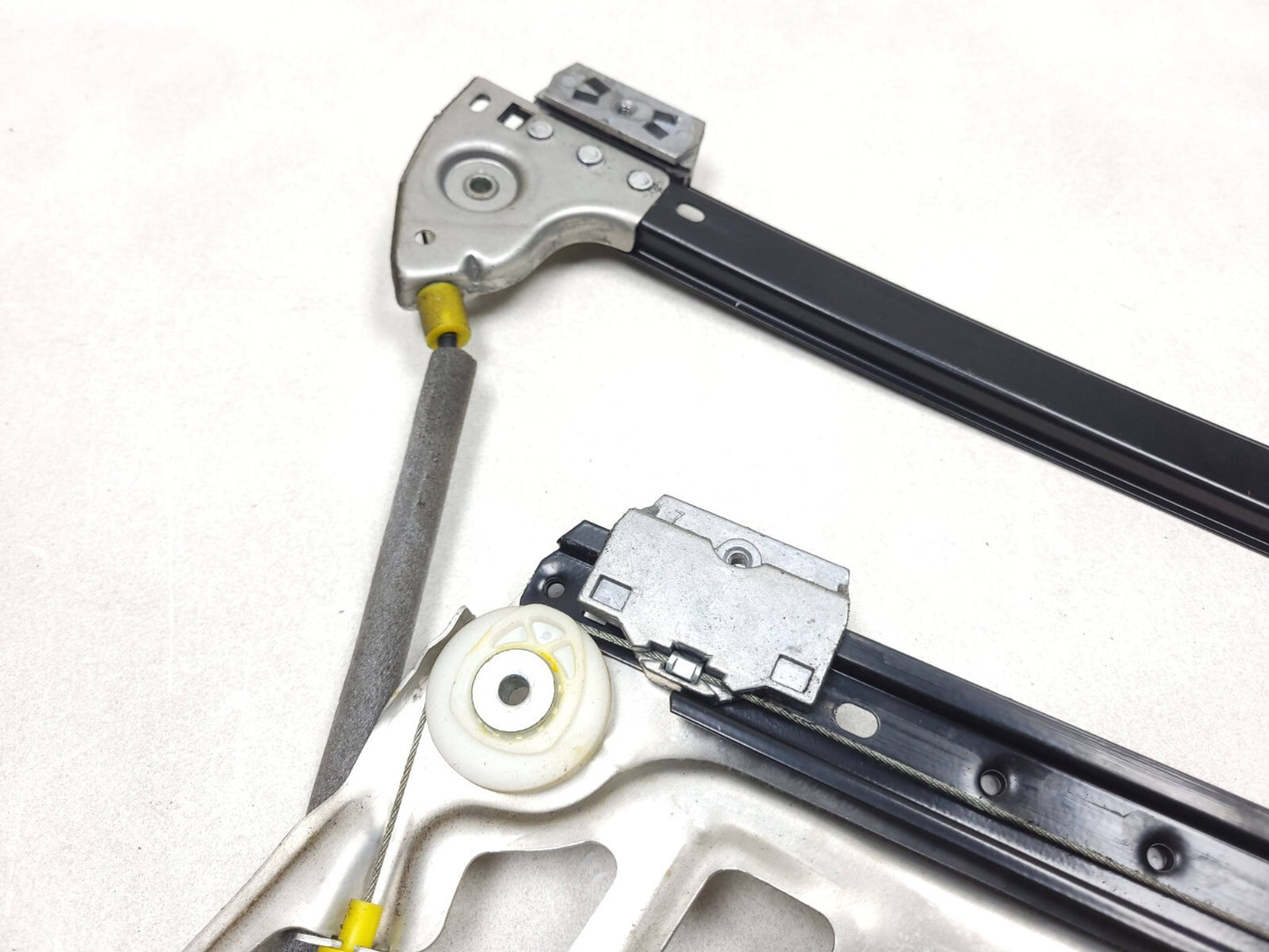 2007 Range Rover Front Door Window Regulator Motor Right Passenger Side OEM