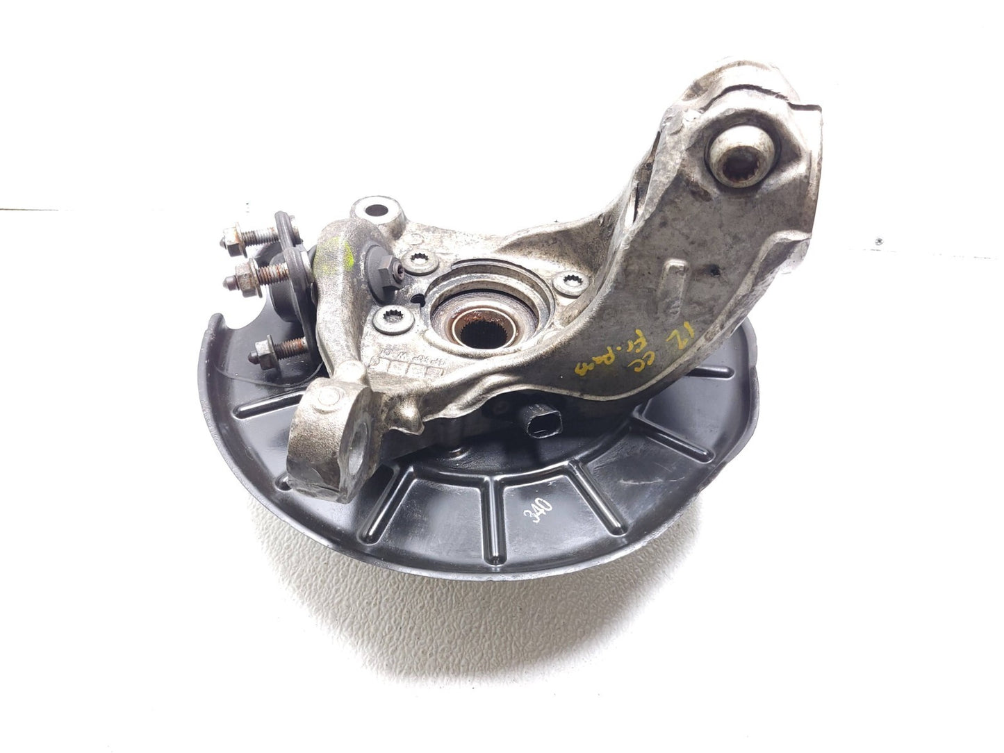 09 10 11 12 Volkswagen Cc Front Spindle Knuckle Right Passenger Side OEM