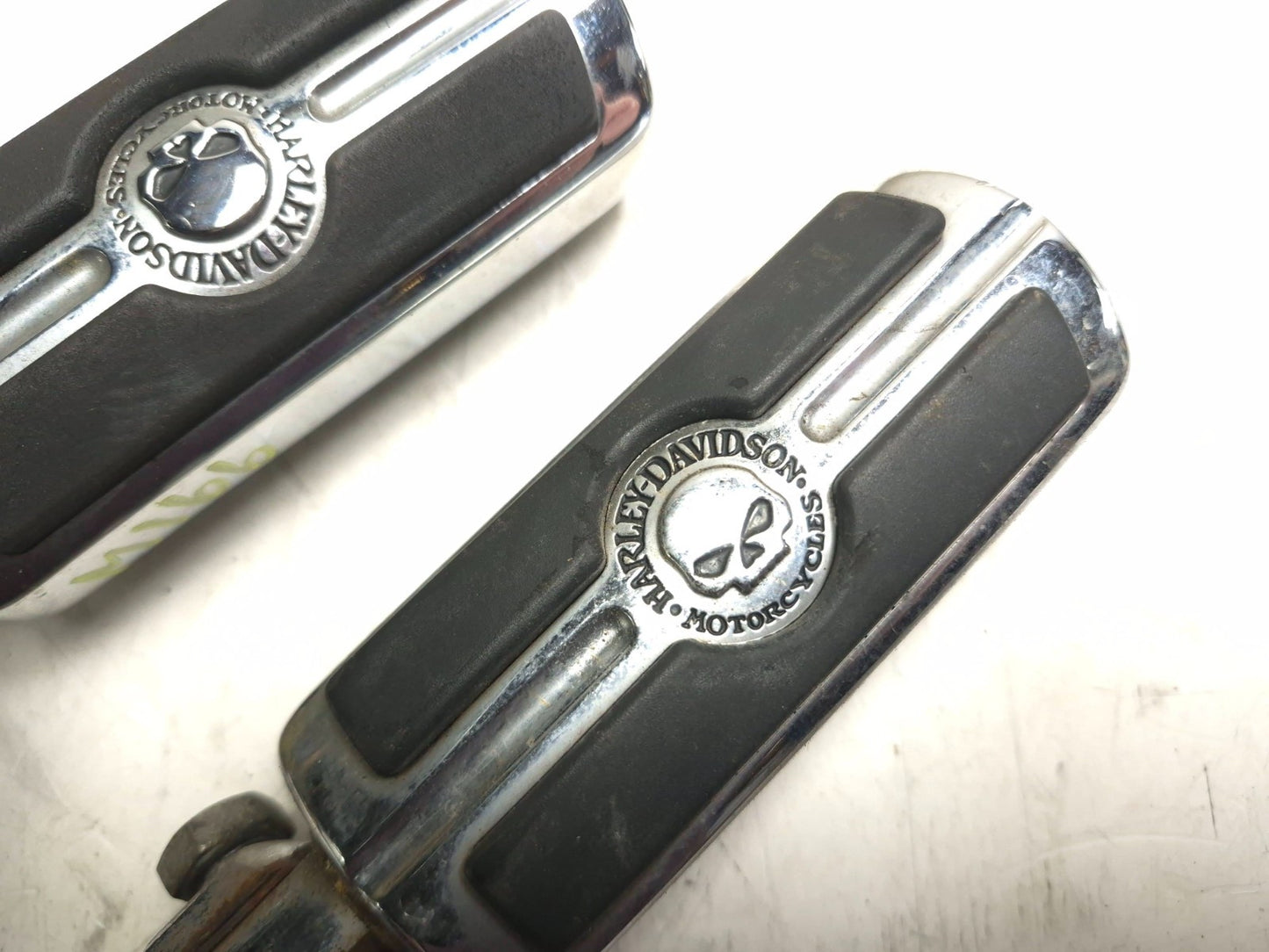 2004 Harley Softail Flstc Rear Foot Peg Left & Right OEM