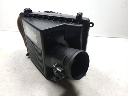 17-19 Chevrolet Silverado 1500 Air Box Cleaner 4.3l OEM