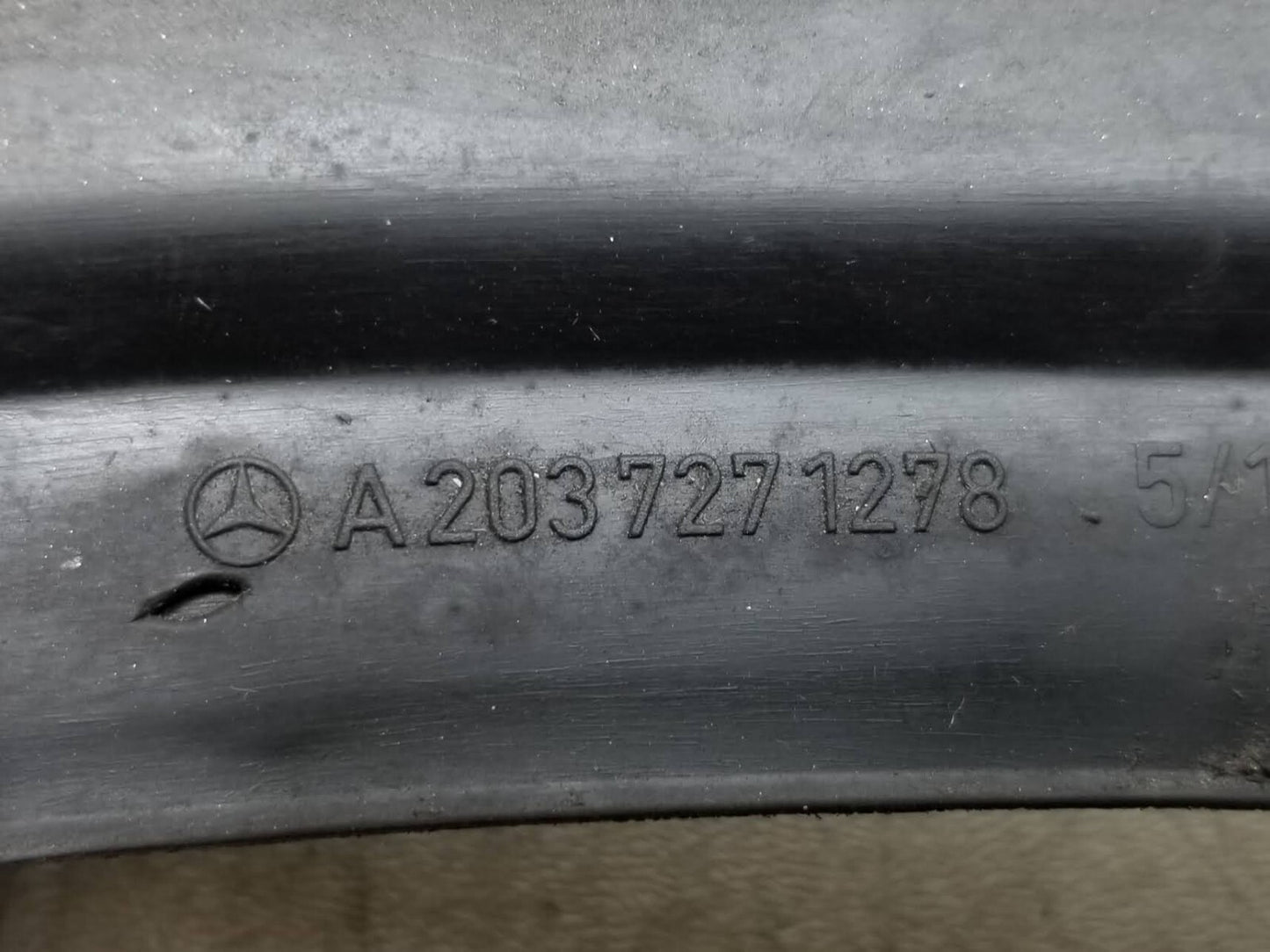 02-05 Mercedes W203 C230 Coupe Door Weatherstrip Seal Left & Right OEM