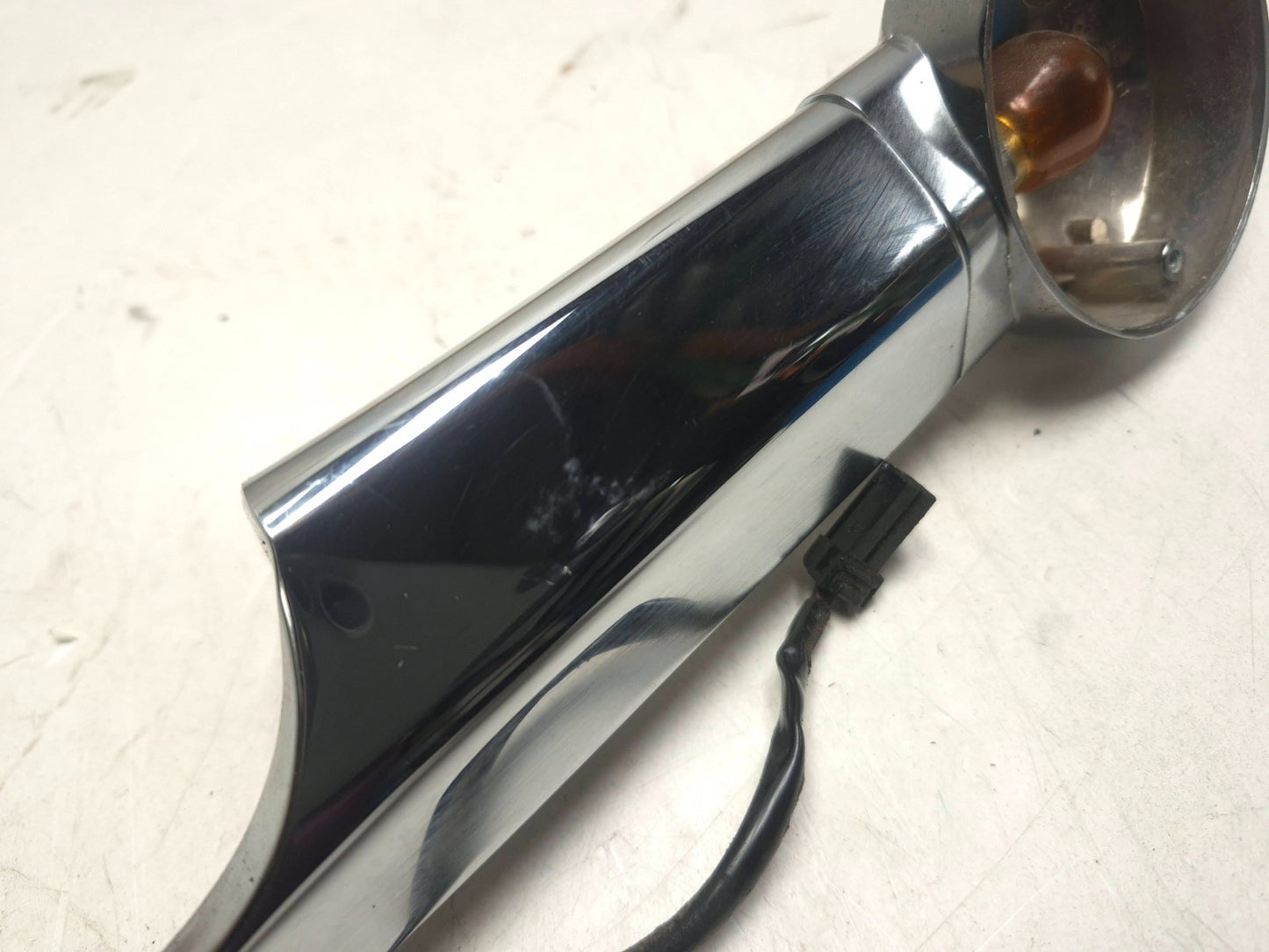 2004 Harley Softail Flstc Heritage Classic Rear Turn Signal & Bracket OEM