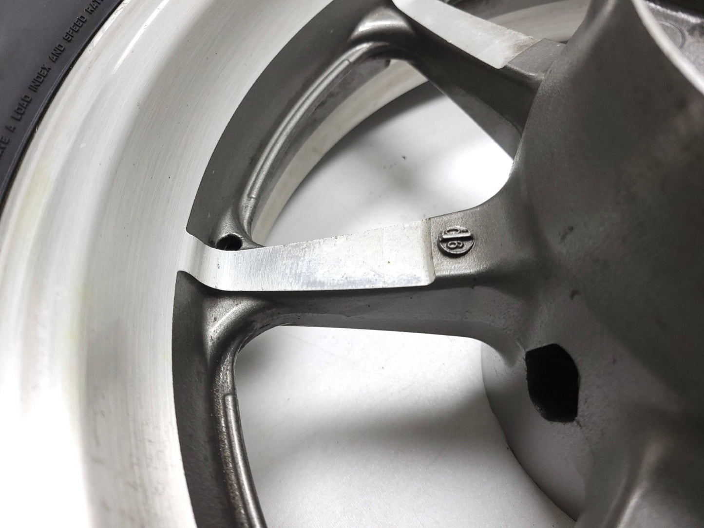 2007 Yamaha Xvs 1300 V-star Rear Back Wheel Rim & Tire OEM