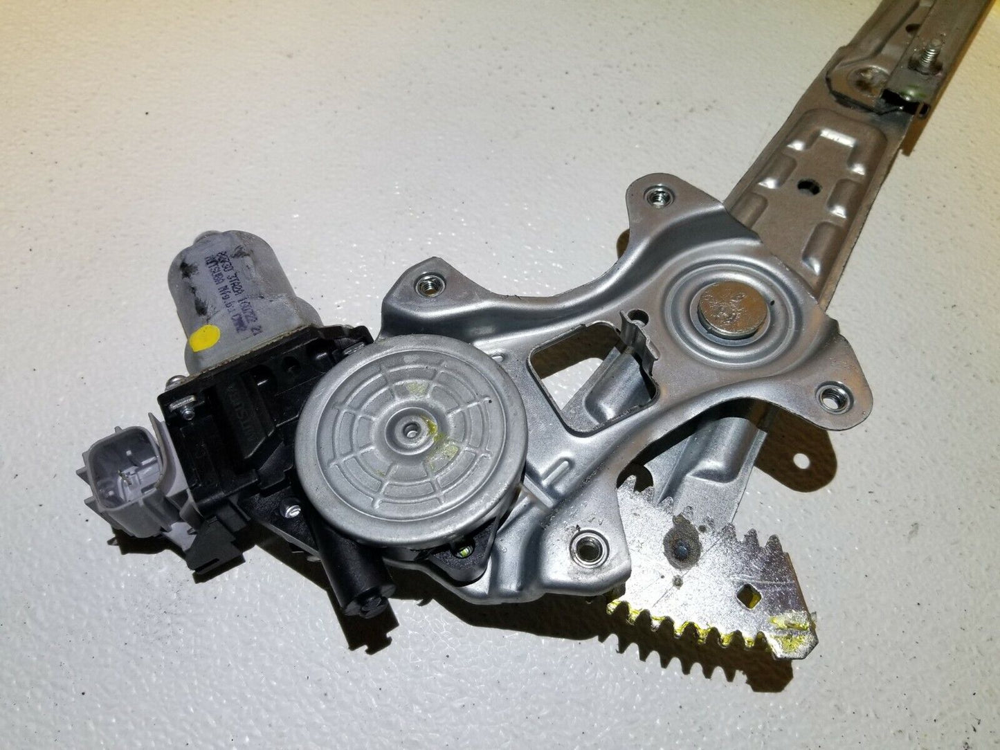 2016-2023 Nissan Maxima Door Window Regulator Motor Rear Right Passenger Side