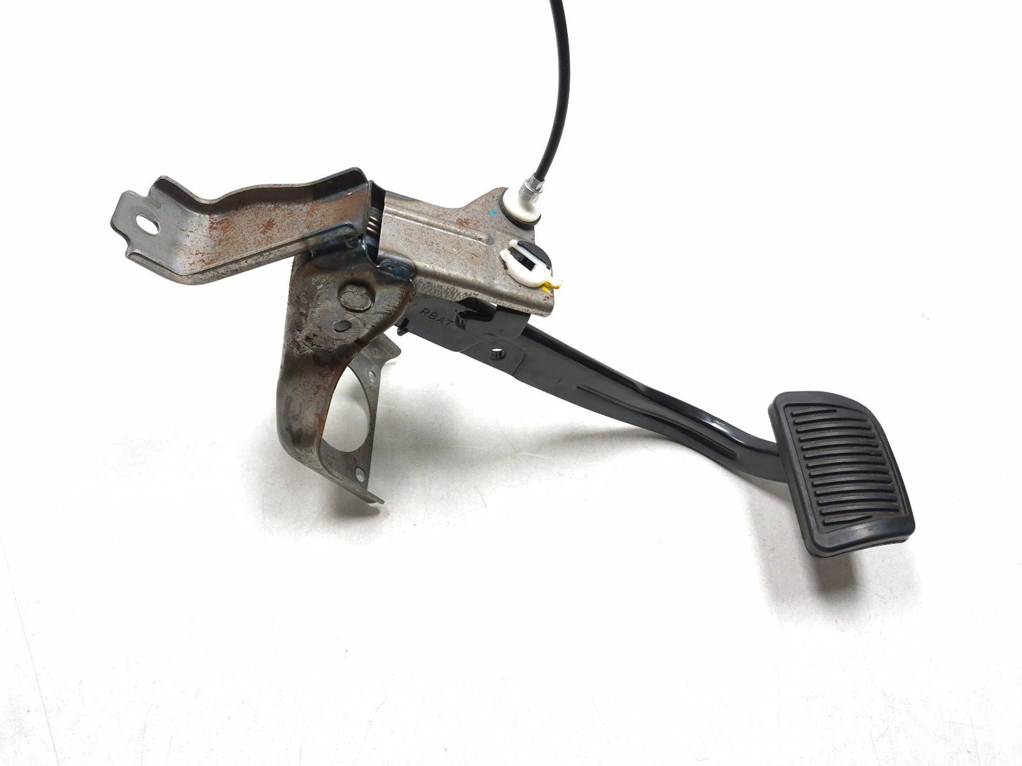 2014 Hyundai Accent Foot Brake Pedal Assembly OEM 32800-1r300