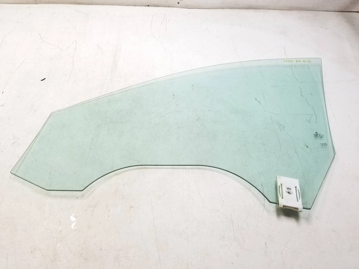 2012 Volkswagen Cc Front Door Window Glass Passenger Side Right OEM