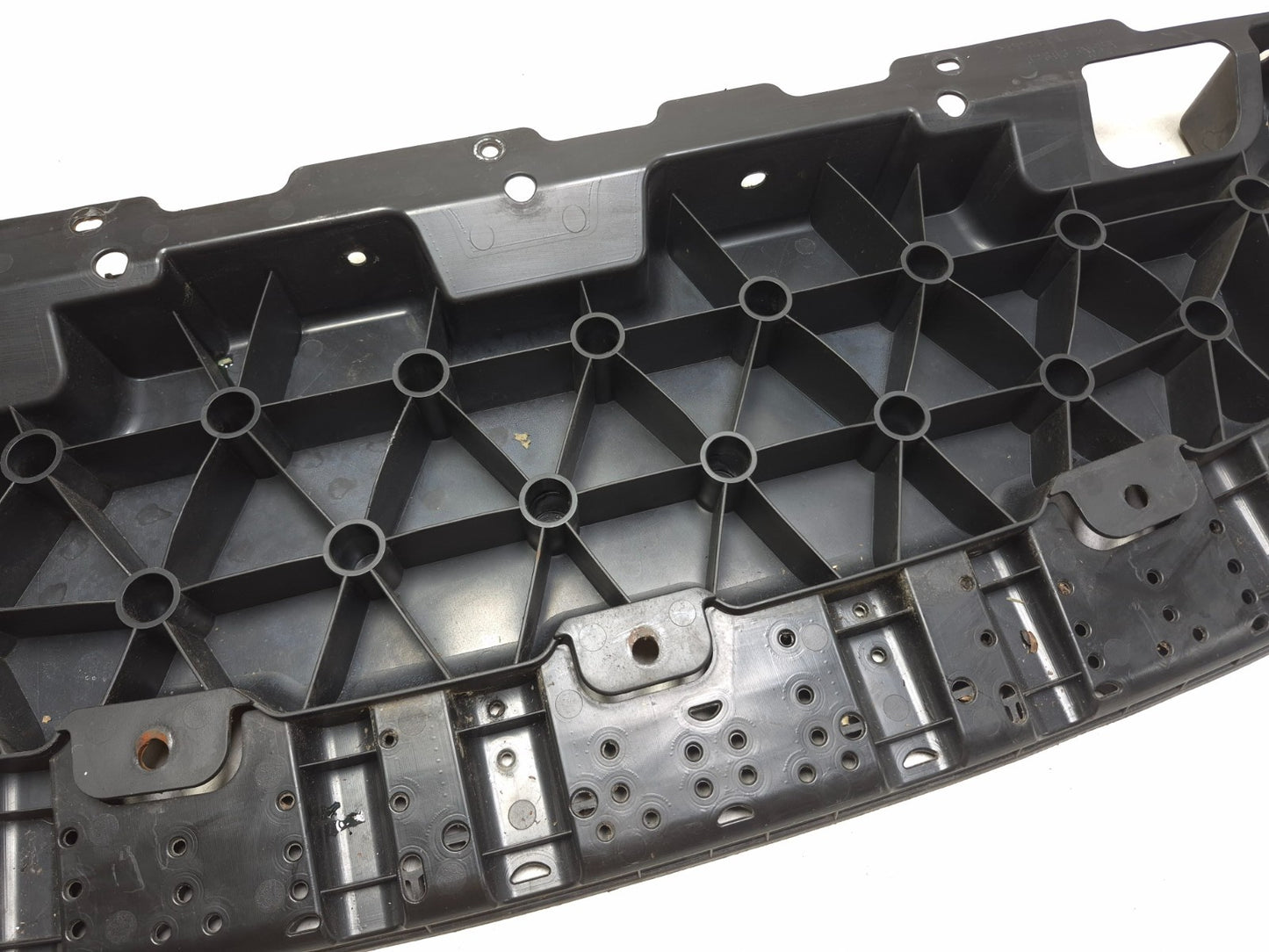 2012 Nissan Leaf Front Bumper Shield Undertray Cover Support Panel OEM