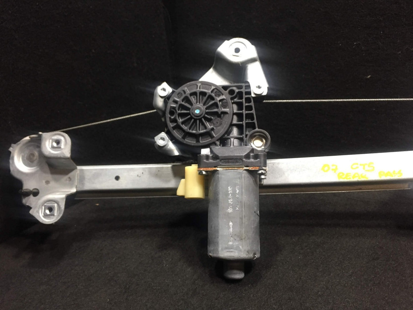 2007 Cadillac CTS Rear Passenger Door Window Regulator W/ Motor OEM