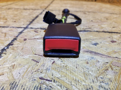 13 14 15 16 Buick Encore Front Left Driver Seat Belt Buckle Latch OEM 32k