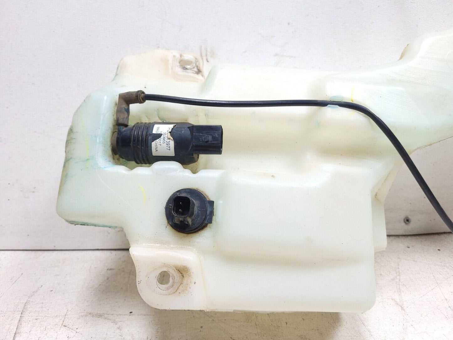 14-19 Chevrolet Silverado 1500 Windshield Washer Reservoir  OEM