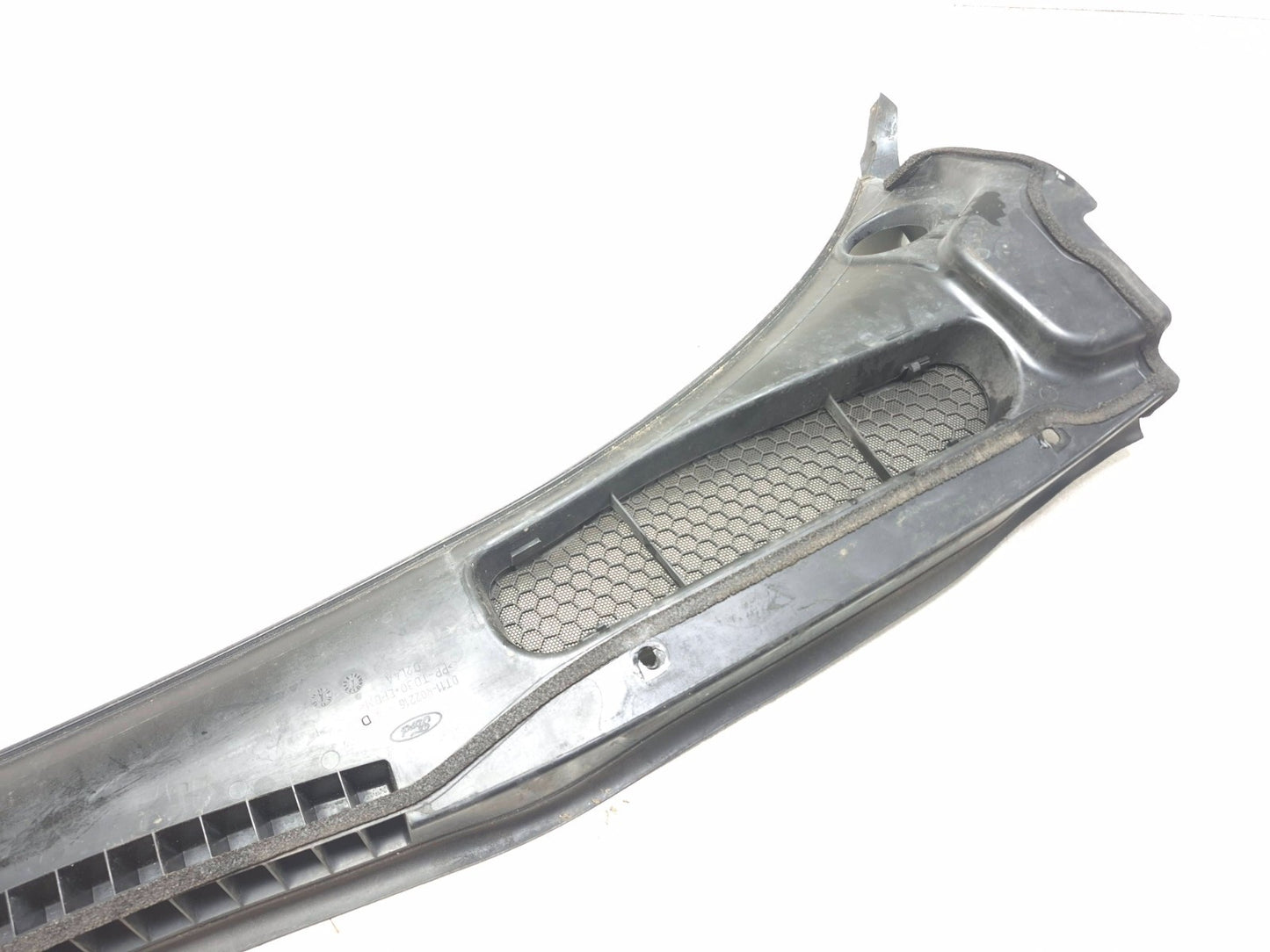 2016 Ford Transit Connect Front Windshield Cowl Grille Vent Panel Cover OEM