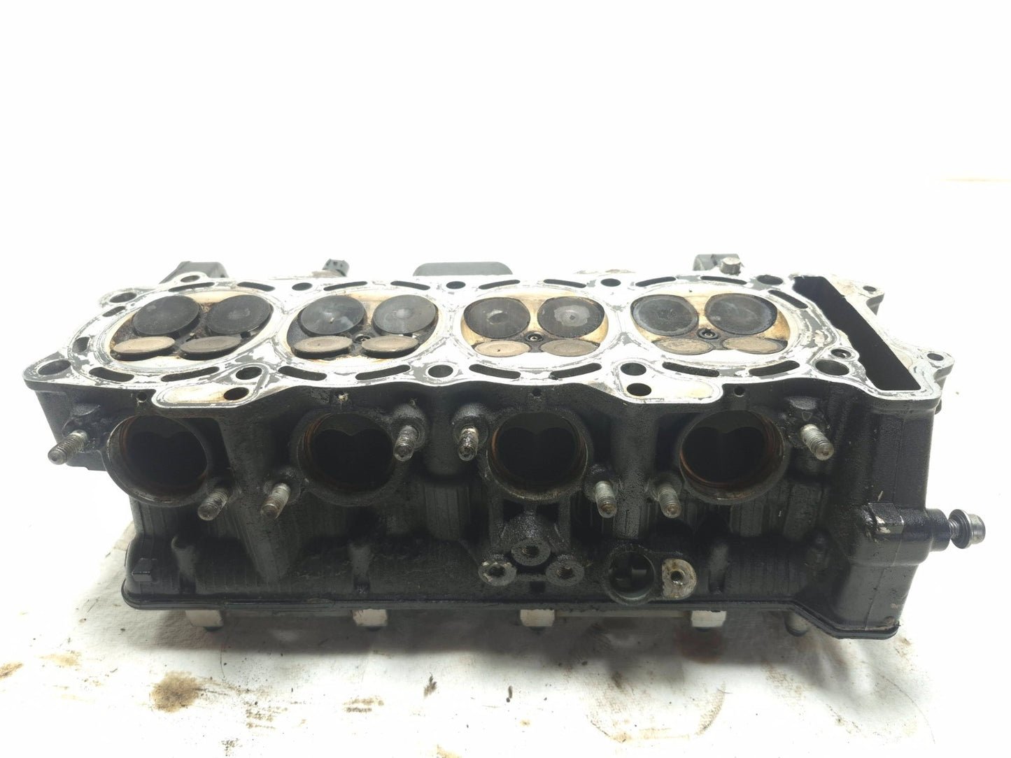 2005 Kawasaki Ninja Zx 10r Engine Cylinder Head OEM