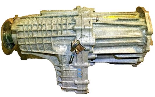 06 07 08 09 10 Infiniti M35 Transfer Case Assembly OEM