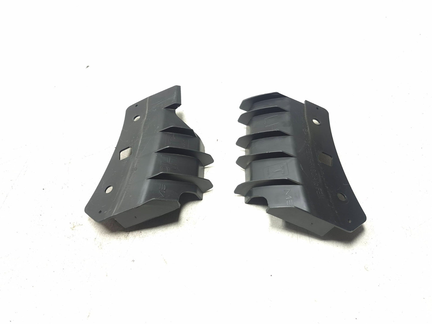 2019 Tesla Model 3 Front Upper Bumper Support Bracket Left & Right OEM