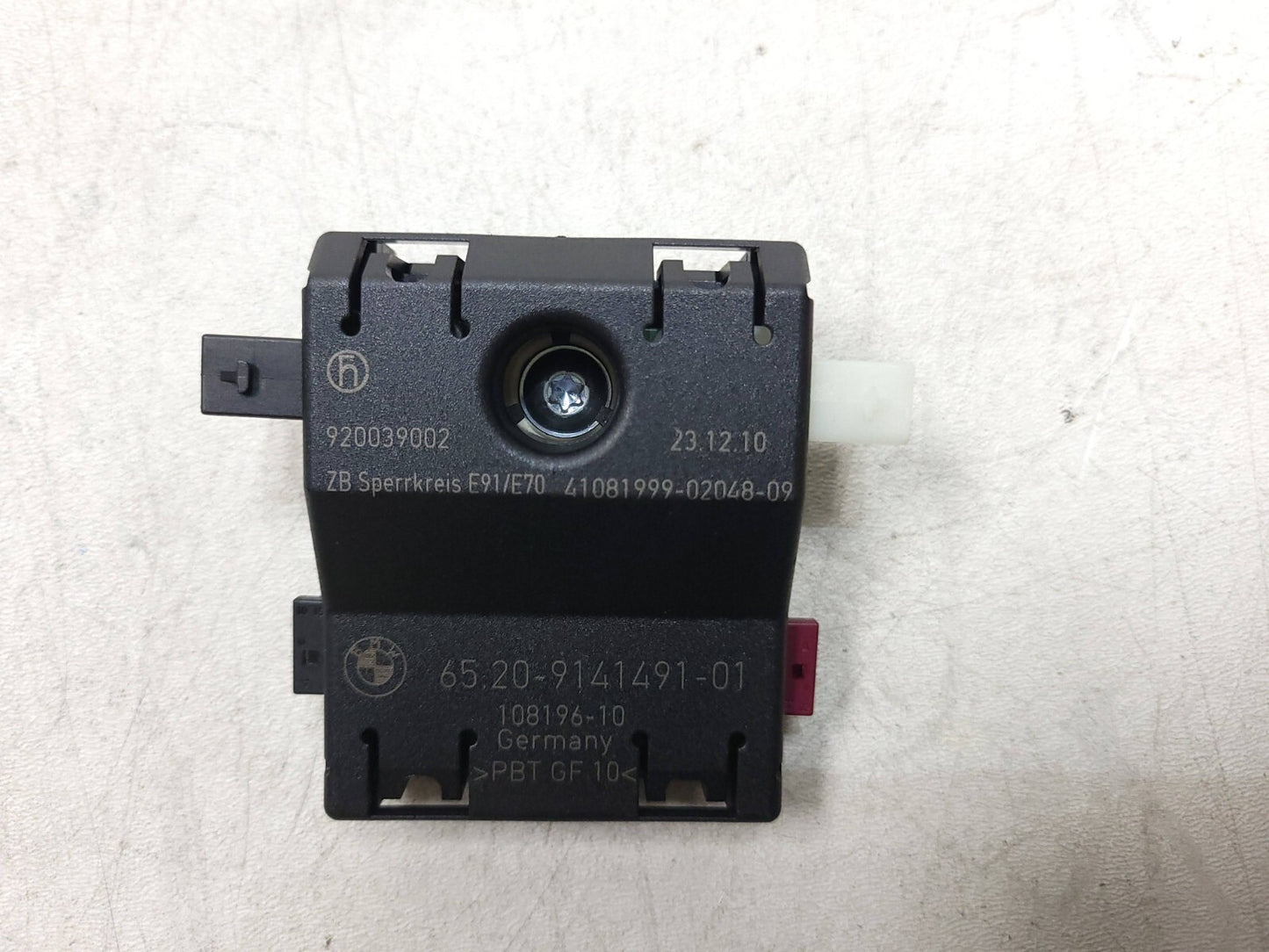 2007 - 2013 BMW X5 X6 E70 Antenna Radio Diversity Amplifier Trap Circuit OEM