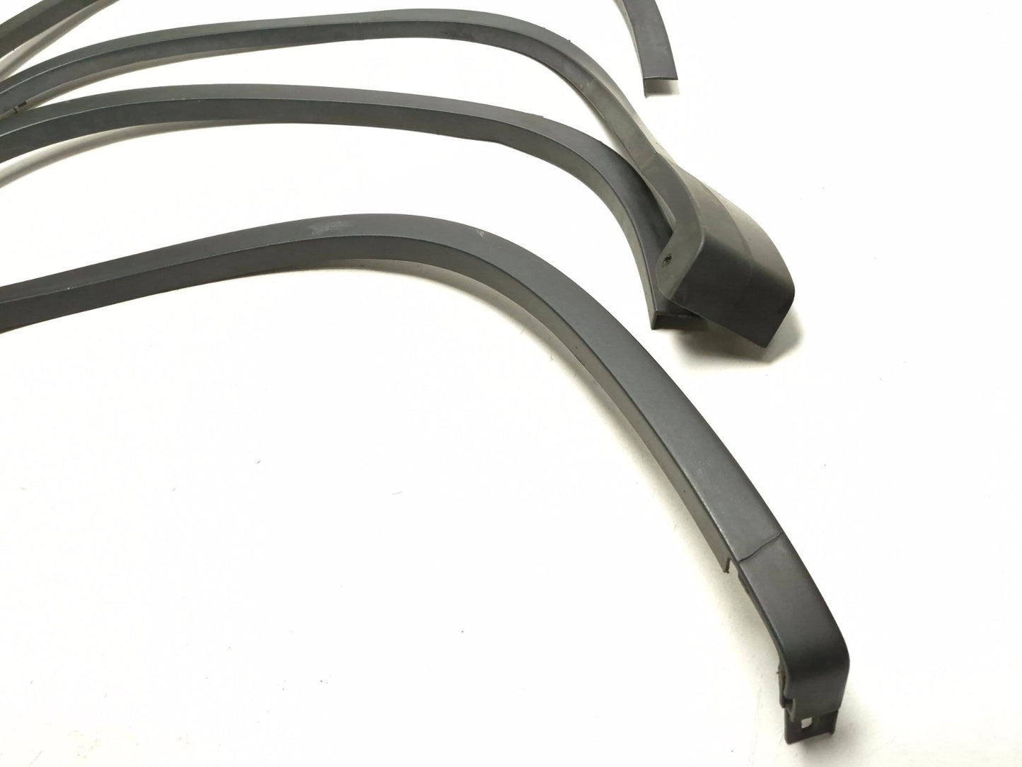 2011 Volkswagen Tiguan Wheel Arch Flare Molding Rear & Front 4 Pcs OEM