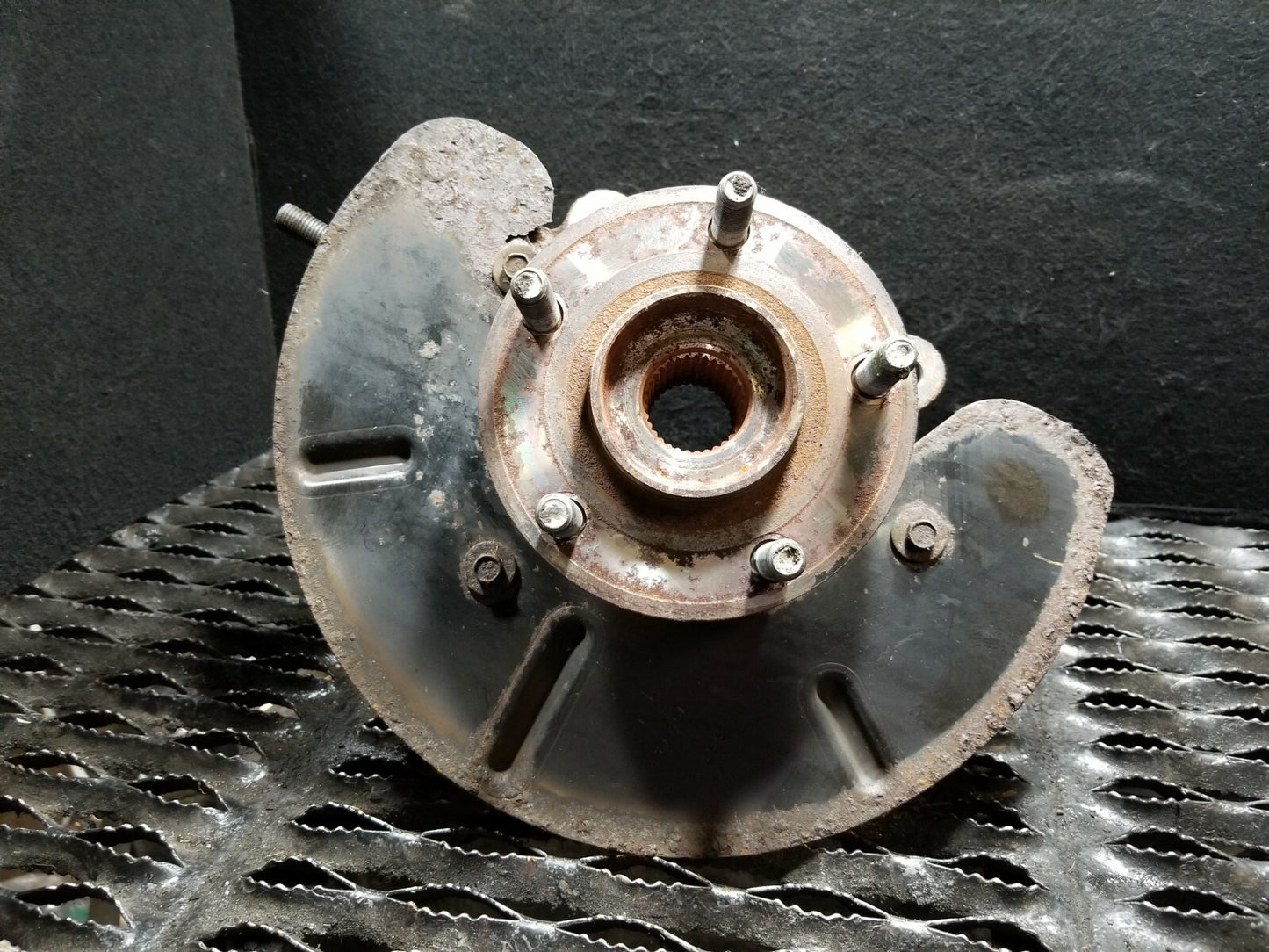 2007 Chrysler Sebring Front Spindle Knuckle Wheel Hub Left Driver Side OEM