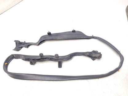 17 Jaguar Xe Hood To Cowl Panel Weatherstrip Seal OEM T4n16067