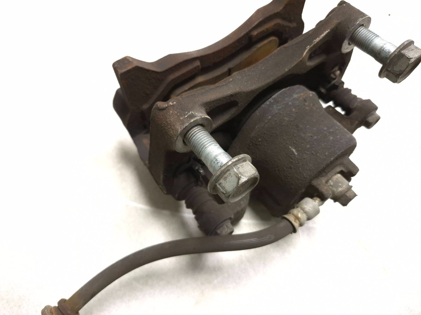 2018 Nissan Altima Front Brake Caliper Left & Right OEM