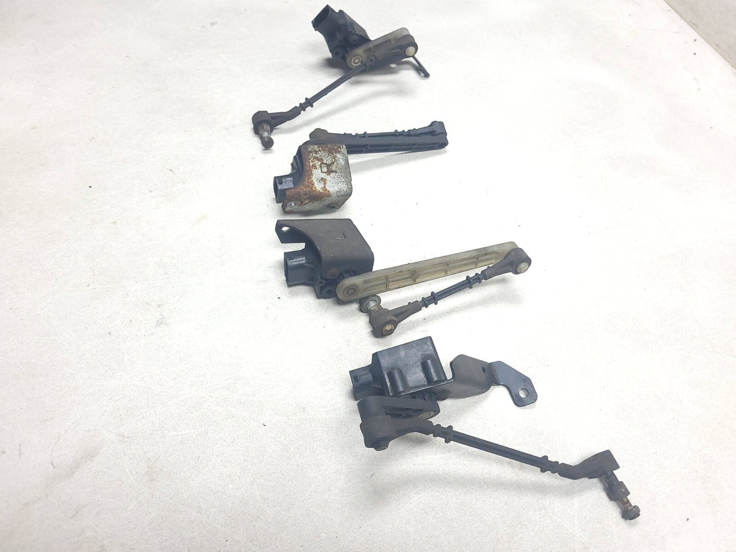 2007 Range Rover Suspension Height Level Sensor Front & Rear 4 Pcs OEM
