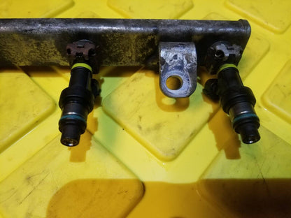 07 - 12 Nissan Sentra Fuel Rail W/ Injectors 2.0l OEM