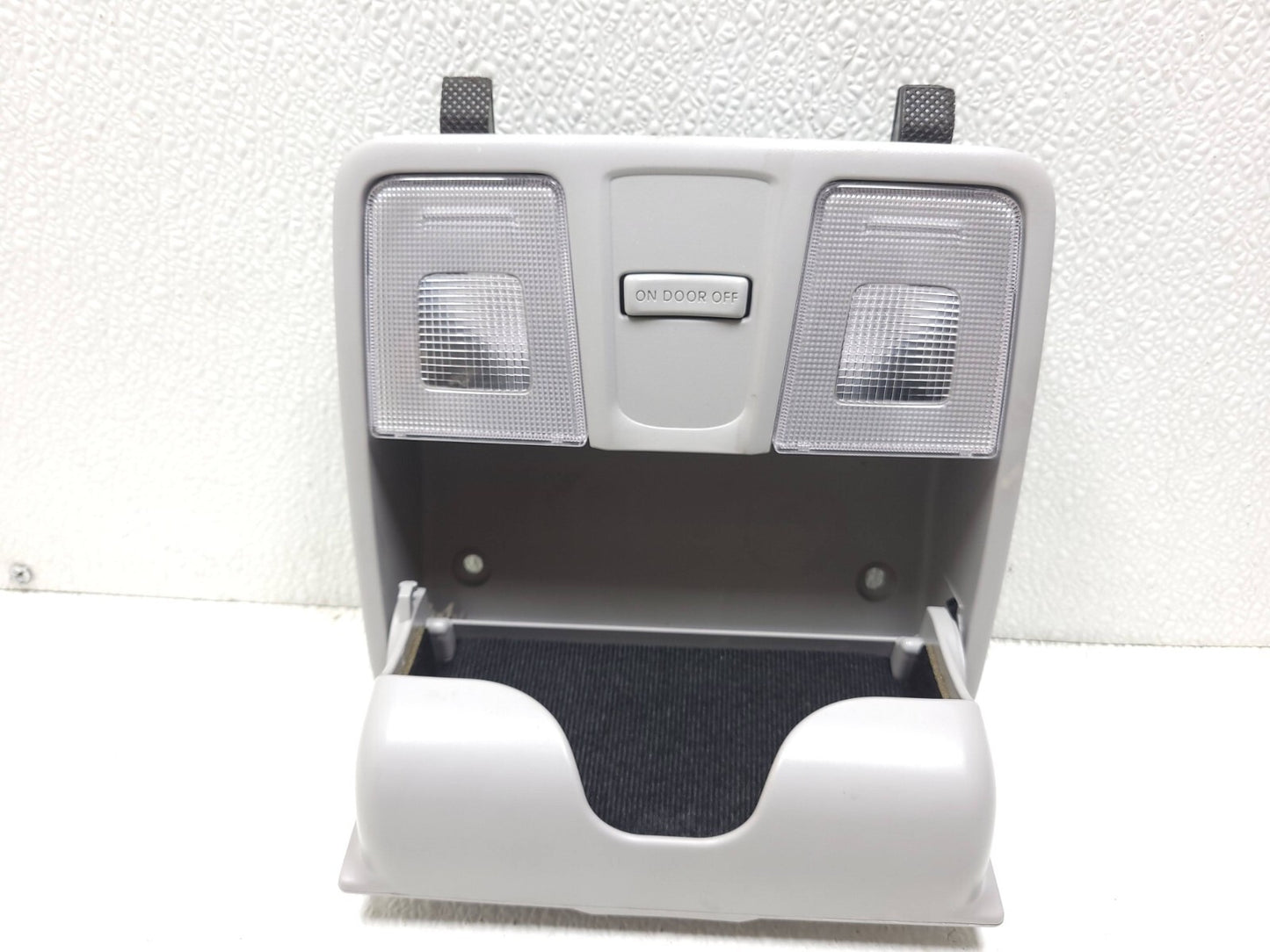 2016 Hyundai Elantra Overhead Console Dome Light Lamp OEM