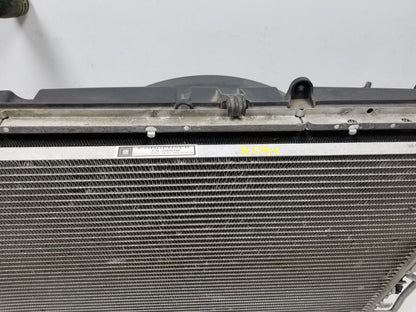 2010 - 2017 Chevrolet Equinox Radiator Condenser & Cooling Fan W/shroud 2.4l OEM