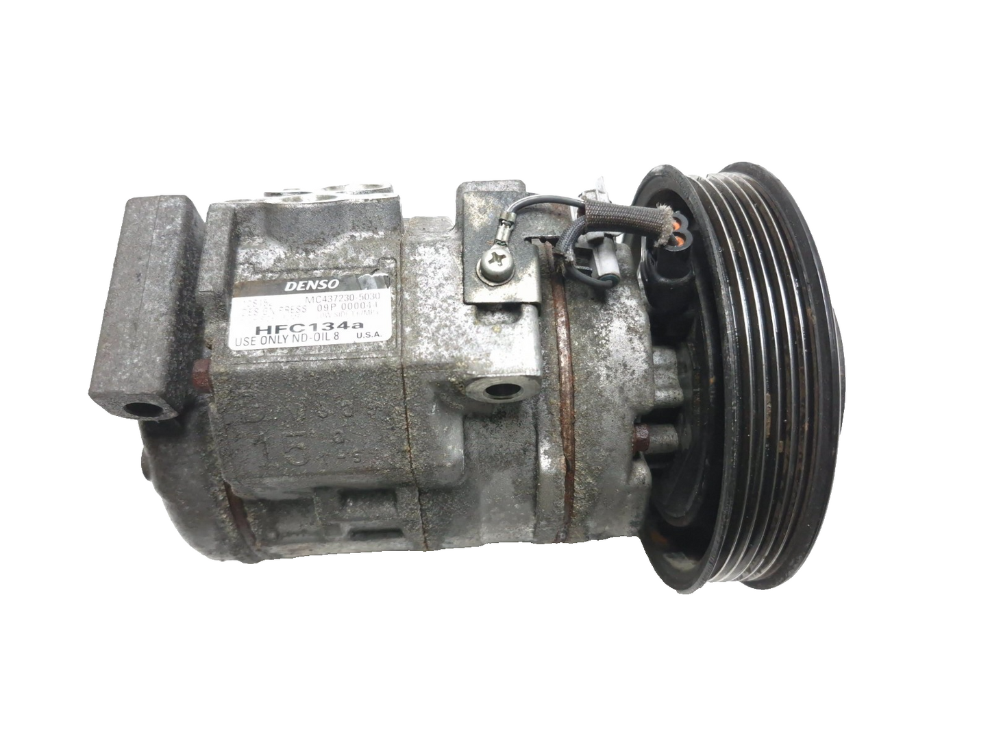 2004 Toyota Corolla AC Compressor OEM