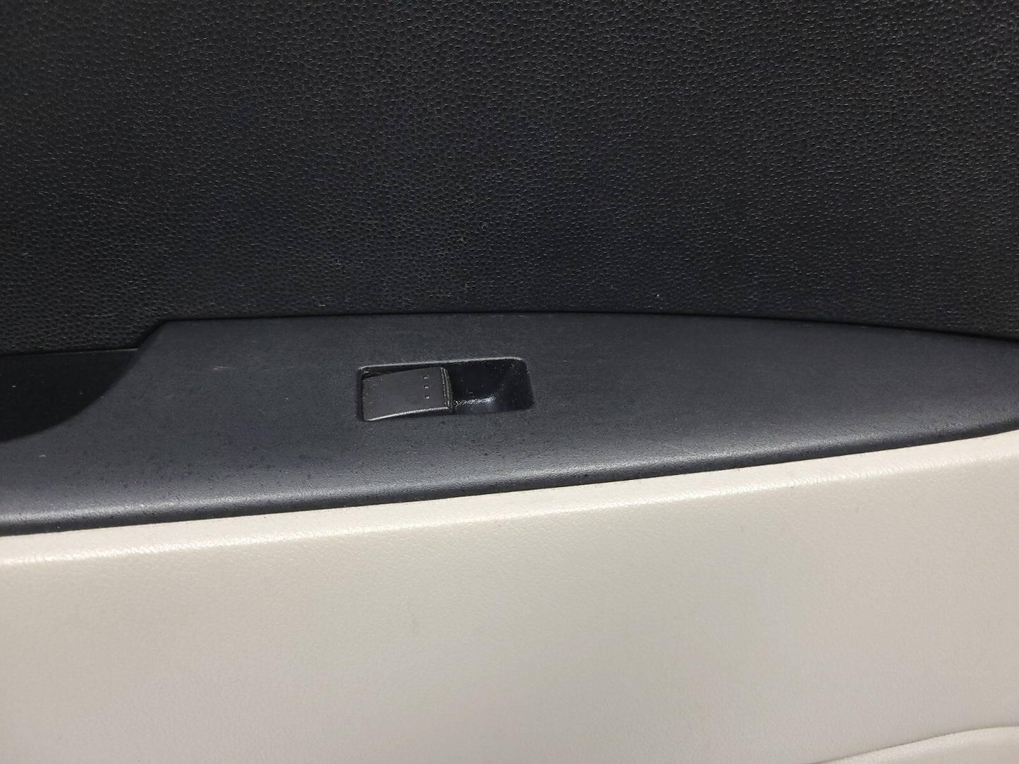 2009 Mazda Cx-7 Rear Driver Door Panel OEM