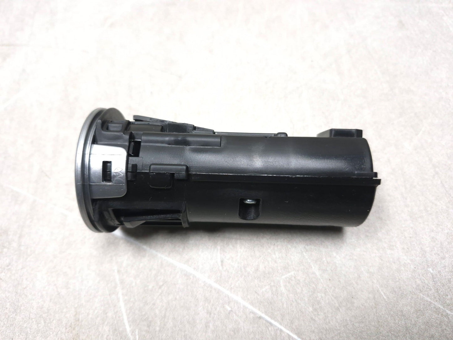 2018 Chrysler 300 Limited AWD Push To Start Ignition Switch OEM