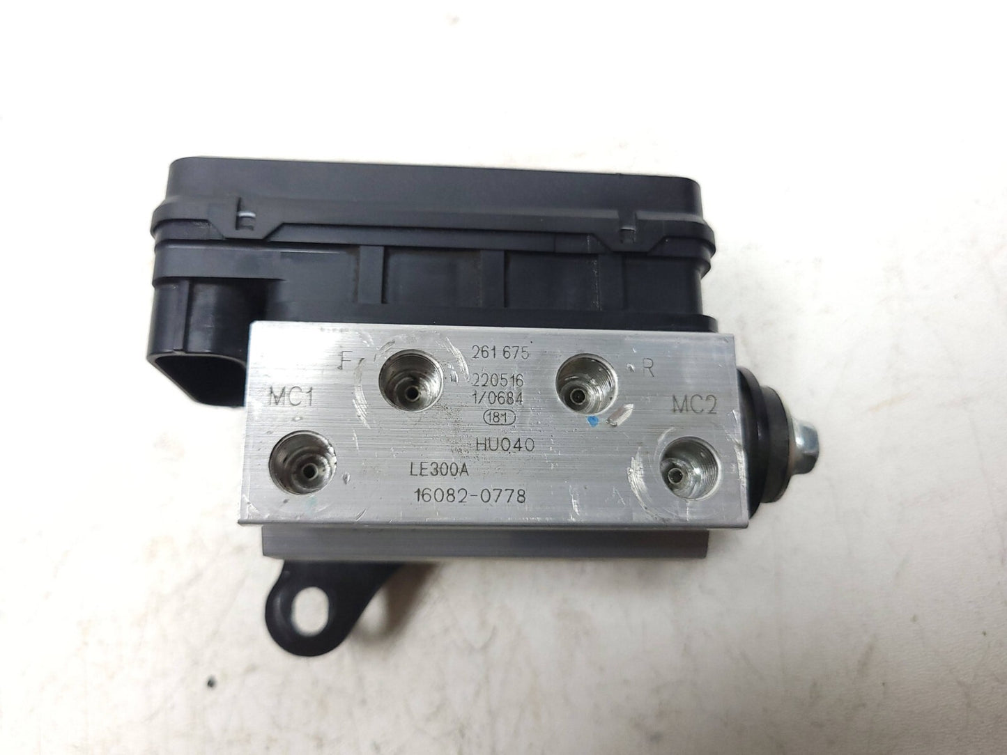 2023 Kawasaki Kle300 Versys-x 300 ABS Anti Lock Brake Unit Pump OEM