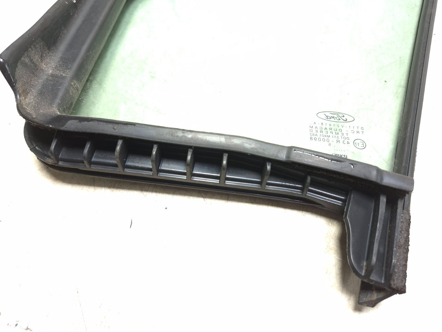 2016 Ford Transit Connect Front Door Vent Window Glass Passenger Side Right OEM