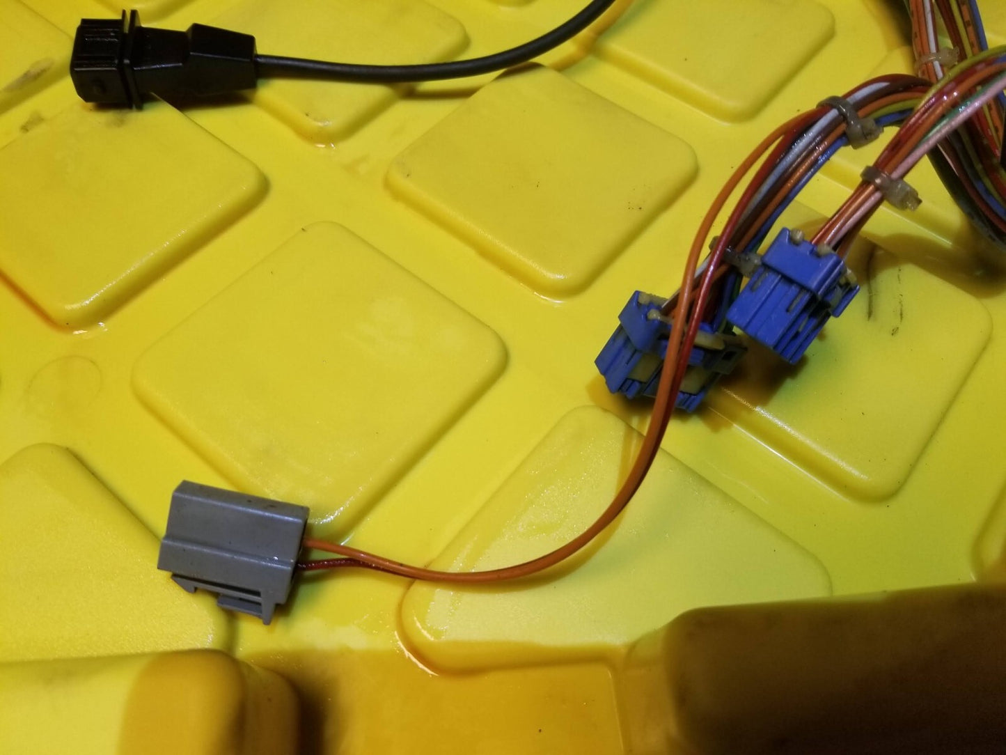 2011 Genesis Coupe Valve Body Wire Harness Speed Sensor 2.0l R471 OEM